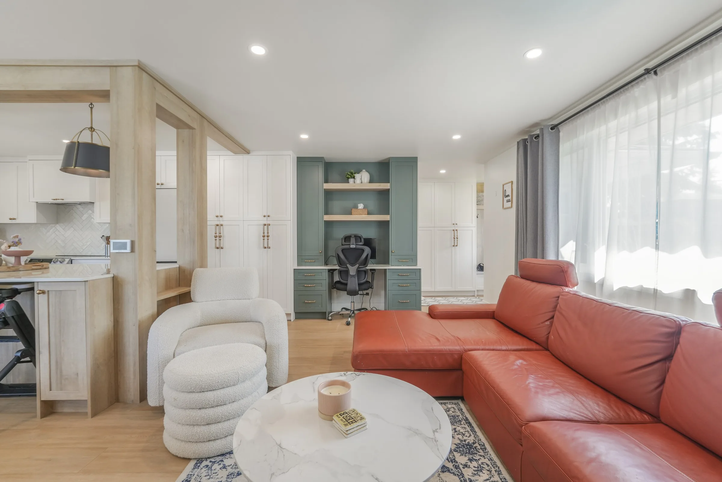 Dining, opened plan