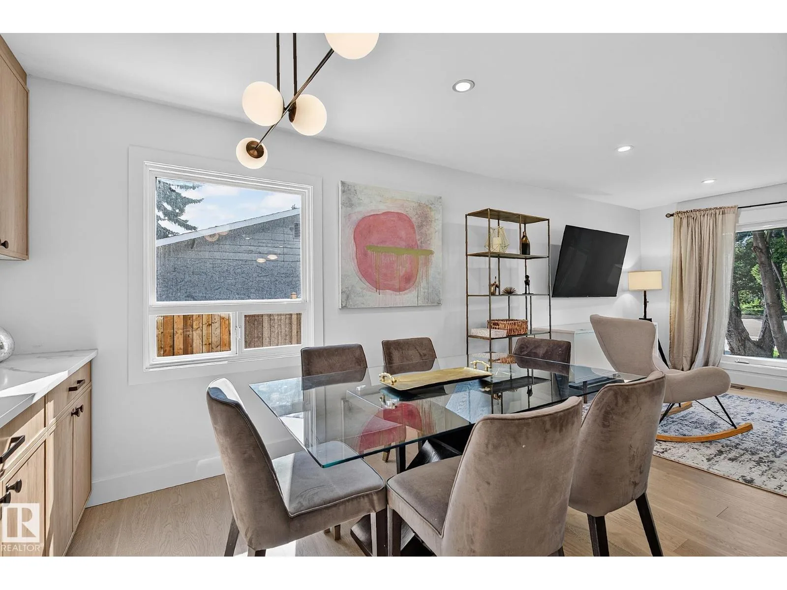 Dining nook